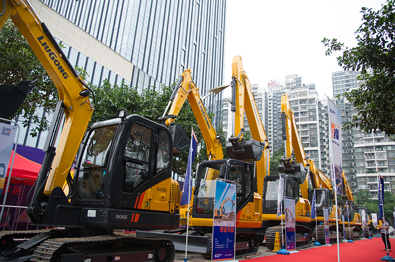 挖机样机展示.jpg